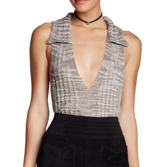 Free People Dots & Dashes Women's Sleeveless Knit Collared Deep V-Neck Top M - Picture 1 of 8